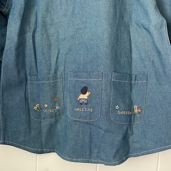 Gardy Secret Garden Button Down Shirt - Picture 6 of 7